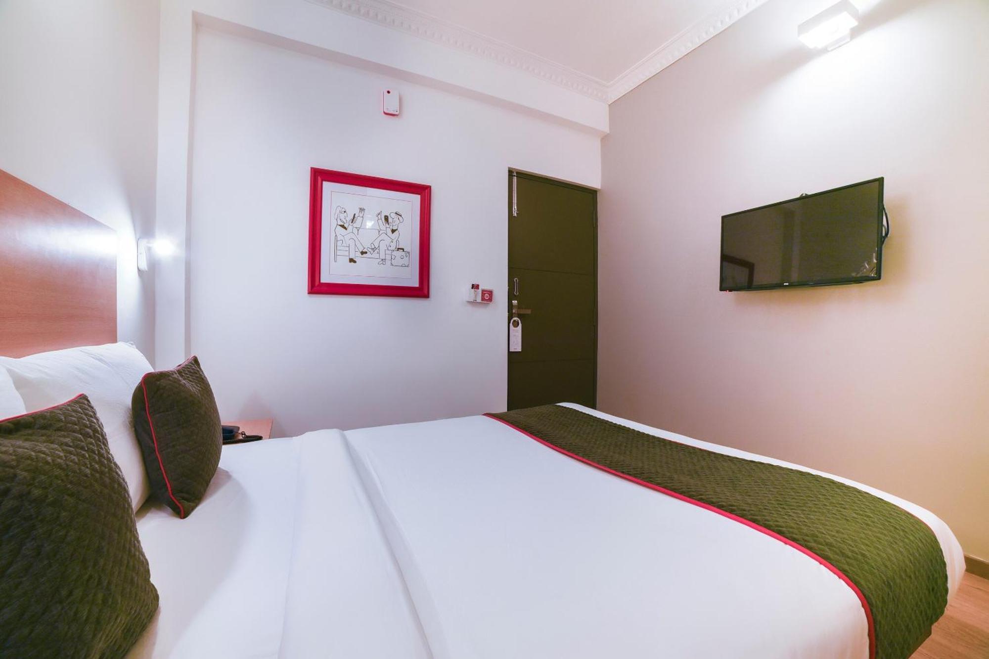 Collection O Vadapalani Hotel Csennai Kültér fotó